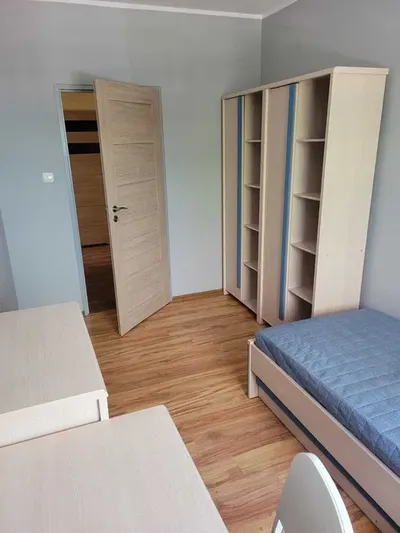 Atrakcyjne mieszkanie na os. Zygmunta Starego - miniatura 5