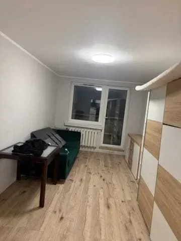 Wynajmę umeblowaną kawalerkę 28 m² z balkonem - 1/7
