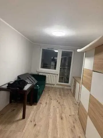 Wynajmę umeblowaną kawalerkę 28 m² z balkonem