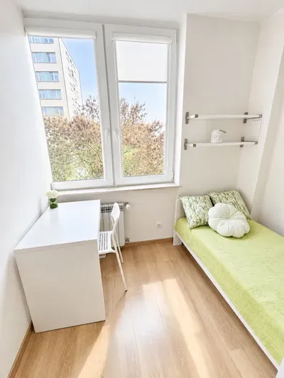 Galeria Mokotów! Centrum Mordoru! Uczelnia Łazarskiego - miniatura 4