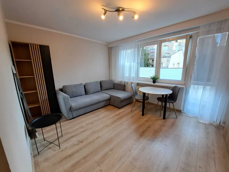 Wynajmę kawalerkę w centrum - 1/5