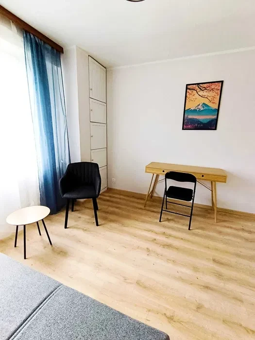 Pokój dla studentki / kobiety stały koszt 1350 z opłatami - 1/6