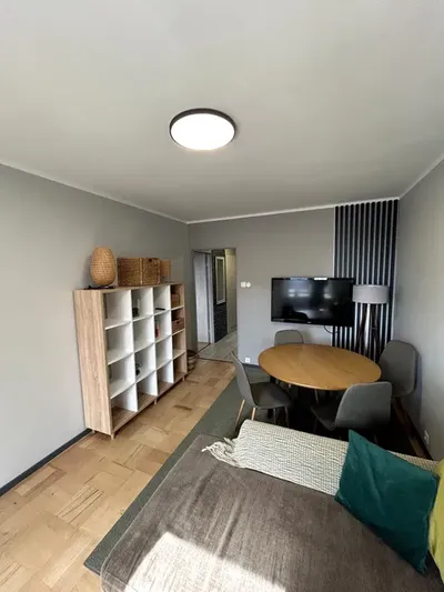 Do wynajęcia: Przytulne i gotowe do zamieszkania mieszkanie 44 m² z dużym balkonem