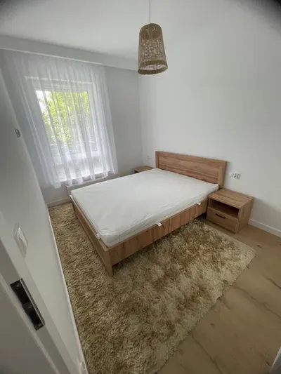 Wynajmę 2 pokojowe mieszkanie z aneksem kuchennym i dużym balkonem w Białymstoku ul. Sienkiewicza 55 b ścisłe centrum. - miniatura 5