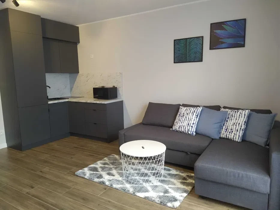 Kawalerka na wynajem ul. Legnicka 59D Wrocław! - 1/4