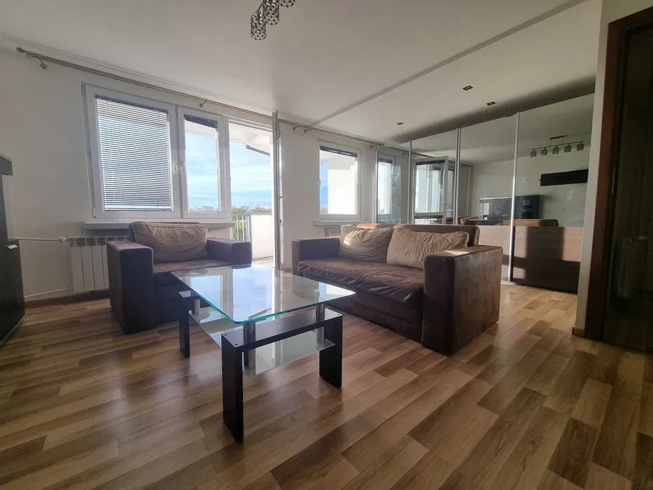 Bez prowizji | 3 pokoje 74 m² | dywizjonu 303 | zwierzęta akceptowane - 1/8