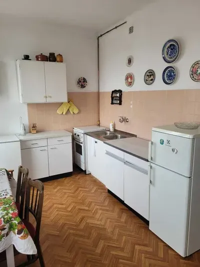 2 pokoje duża kuchnia - miniatura 5