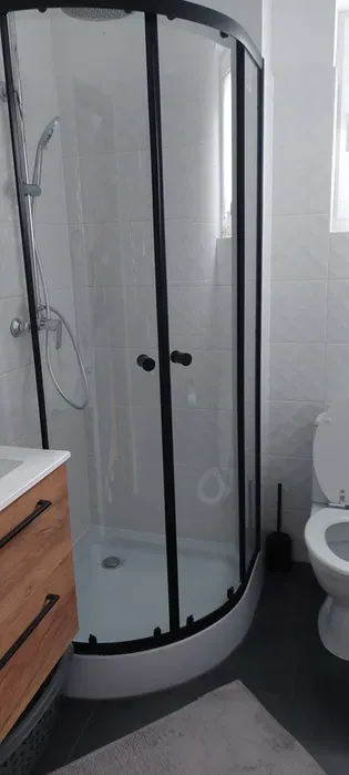 Komfortowe mieszkanie 45 m² z ogrodem – Warszawa Włochy | 2 pokoje | w pełni wyposażone - miniatura 4