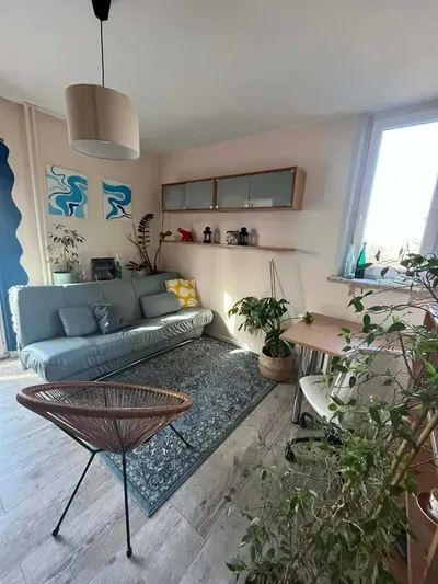 wynajme mieszkanie 33m z miejscem postojowym Kraków Czyżyny - miniatura 2