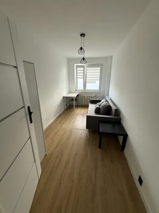 Wynajem pokoju Piątkowo os. Batorego - 1/8