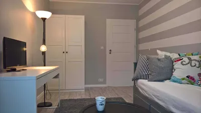 Pokój przy stacji METRA - miniatura 2