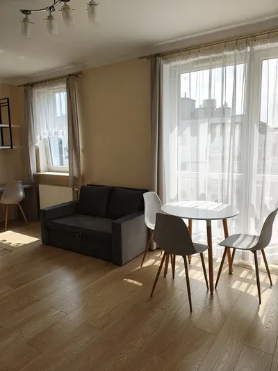 2-pokojowe mieszkanie w pobliżu metra Targówek Mieszkaniowy (39m² + balkon) - miniatura 2