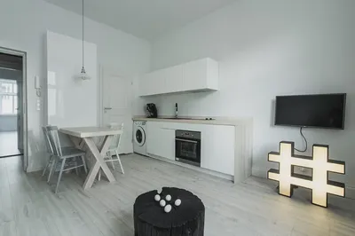 Nowy Apartament 2 pokoje w sercu miasta, winda, standard, NAJEM DO 15.06.2027 - miniatura 4
