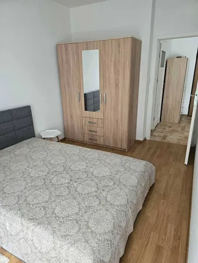 Wynajmę 2 pokojowe mieszkanie 39,8 m2 z miejscem parkingowym - miniatura 4