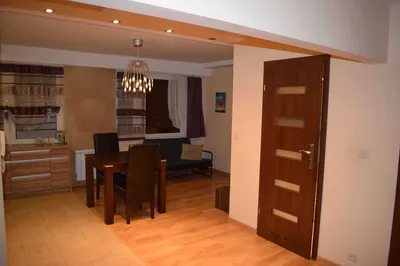 61 m² | 1 piętro | balkon | duża piwnica | zwierzęta mile widziane - miniatura 2