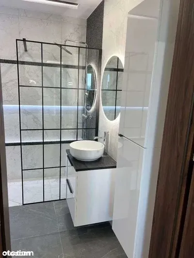 Wynajmę nowoczesny LUXapartament na 13piętrze, blisko centrum Lublina, 2 pokoje z garażem podziemnym - miniatura 5