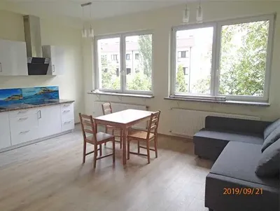 Samodzielny pokój - miniatura 2