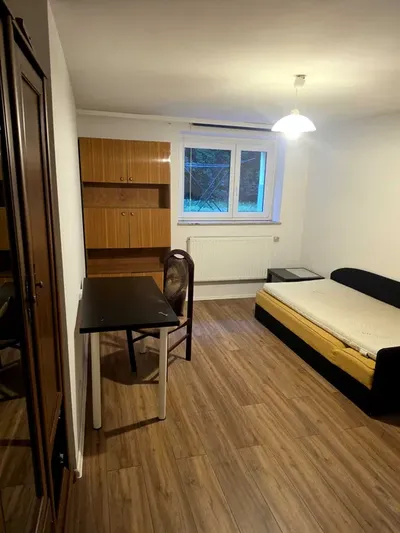 Wynajmę pokój 20m2 dla studentki Wrocław Biskupin - miniatura 2