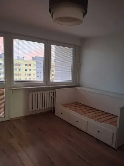 Mieszkanie do wynajecia - 32m2, z balkonem - miniatura 3