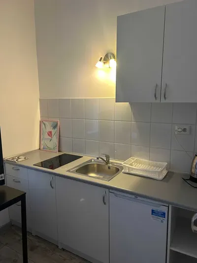 Wynajmę kawalerkę w centrum Poznaniu ul. Ratajczaka - miniatura 4