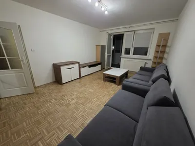 Wynajmę przestronną kawalerkę 39m2 Mokotów, okolice Metra Wilanowska - miniatura 2