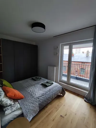 Apartament 2-pokoje 40 m² | BOHEMA Praga | Metro Szwedzka | Garaż | BEZPOŚREDNIO - miniatura 5