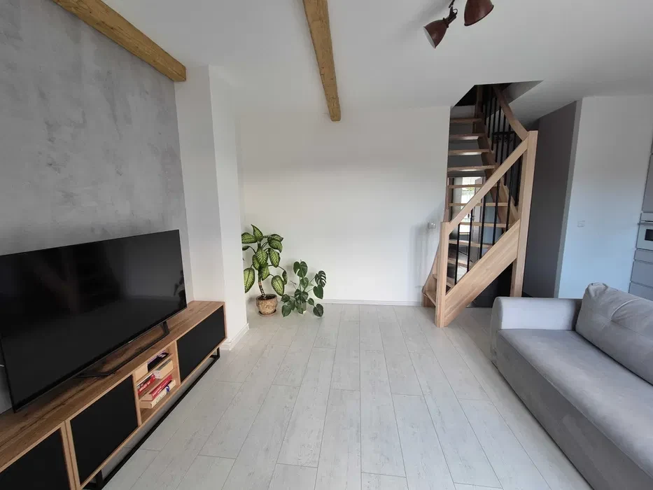 Mieszkanie 55 m2 + poddasze WILLA PARK, Gdynia Dąbrowa - 1/8