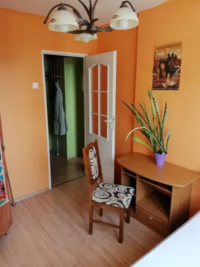 Wynajmę pokoje studentkom, blisko miasteczka akademickiego. - miniatura 5