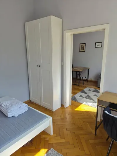 2 pokojowe Mieszkanie obok SGH - miniatura 3
