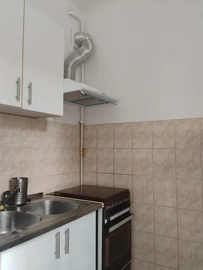 kawalerka 37m 2do wynajecia Miedzynarodowa ,Warszawa Praga spokojnej osobie - miniatura 5