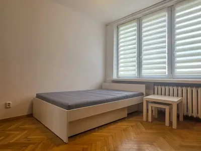 Słoneczne, rozkładowe mieszkanie w świetnej lokalizacji [czytaj opis] - miniatura 2