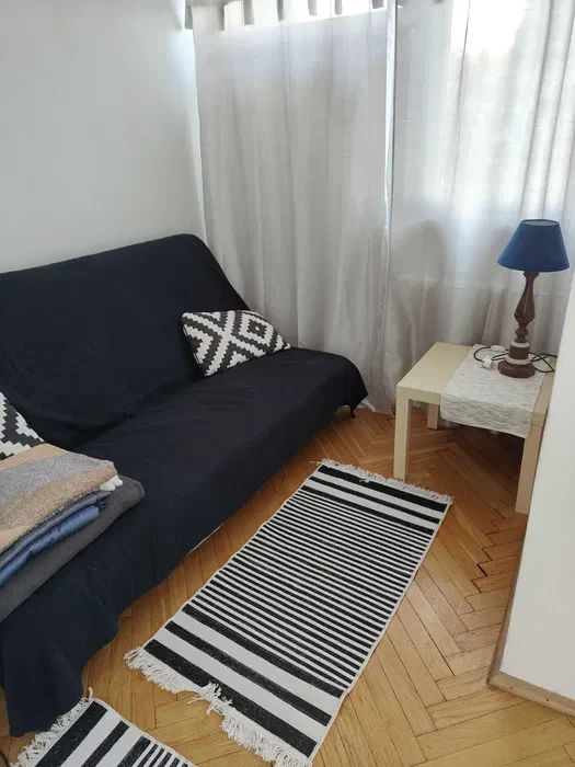 Wynajmę kawalerkę w Śródmieściu Warszawy - 1/8