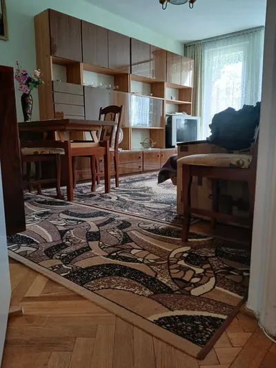 Mieszkanie na wynajem 48 m2. z balkonem, piwnicą oraz miejscem postojowym.
