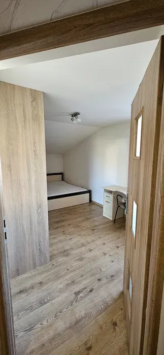 Mieszkanie ok 50m2 umeblowane - miniatura 4