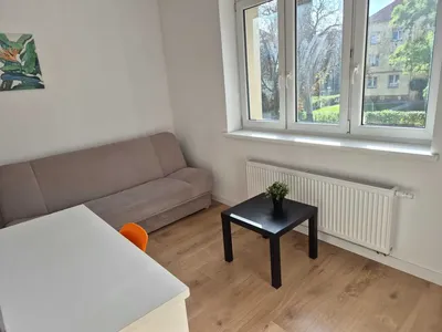 Mieszkanie 3 pokoje przy UMK, okazja - miniatura 2