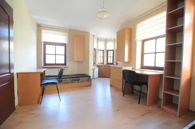 Do wynajęcia pokój jednoosobowy lub dwuosobowy na Starówce w Olsztynie - miniatura 4