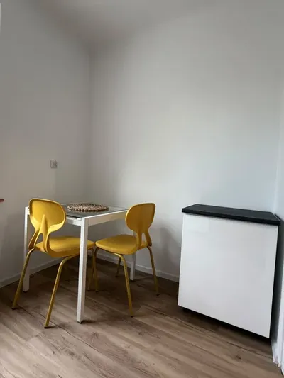 Przytulne 36 m² przy Al. Waszyngtona - miniatura 4