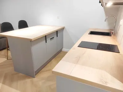 Mieszkanie, kawalerka z balkonem + miejsce postojowe - miniatura 3