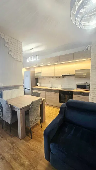 Mieszkanie na wynajem 45 m² z garażem i komórką – Warszawa, ul. Ordona - miniatura 2