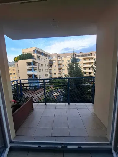 Na wynajem przestronne 3-pokojowe mieszkanie na Kabatach - miniatura 5