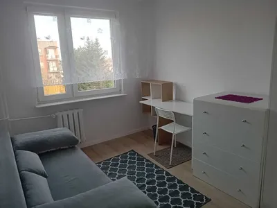Pokój dla studentki od 01.10.2026 r. (UR - Instytut Pedagogiki, Wydział Prawa, Politechnika Rzeszowska, WSIZ) - 850 zł - miniatura 4