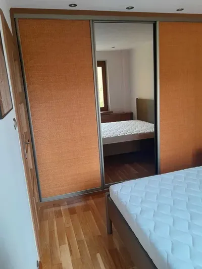 Ładne mieszkanie na Liściastej w zielonej i cichej okolicy - miniatura 4