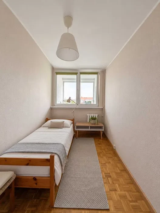 ul. Spiżowa | 2 pokoje | blisko centrum | balkon | osobna kuchnia | pies - 1/8