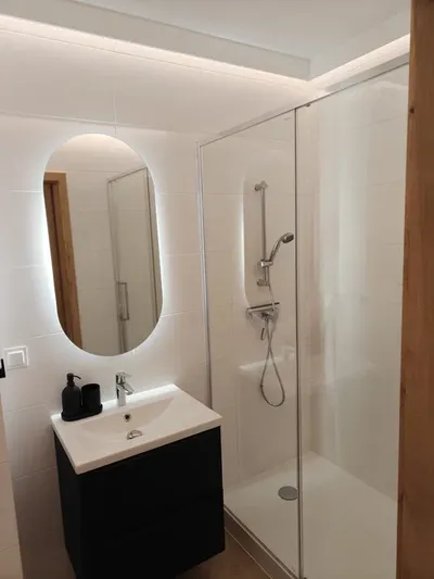 Śródmieście Gdańsk , nowy apartamentowiec, dluzej niz rok - miniatura 3
