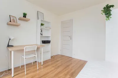 Pokój z balkonem przy ulicy Fabrycznej - miniatura 2