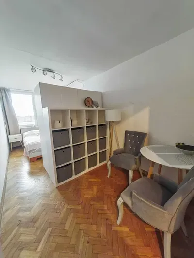 Do wynajęcia 2-pokojowe, umeblowane mieszkanie z balkonem – 46 m², ul. Jagiellońska 10 - miniatura 5