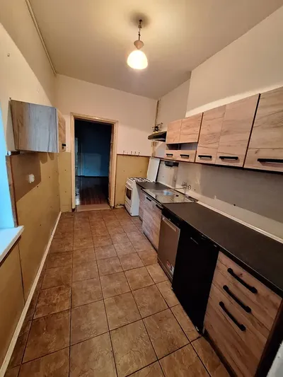 Mieszkanie Śródmieście 47,6 m² 2 pokoje Parter Kamienica Bez czynszu - miniatura 3