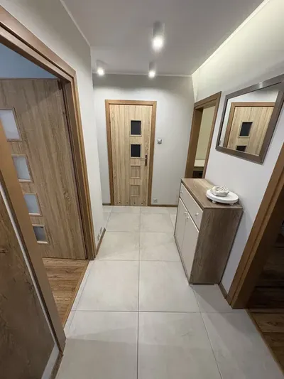 Nowe Miasto 54m2, 3 pokoje - miniatura 3