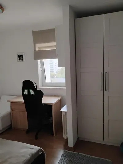 Pokój blisko stacji Rakowiec