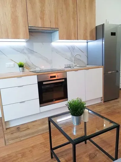 2 pokoje, balkon i miejsce postojowe, ul. Strzembosza blisko Centrum